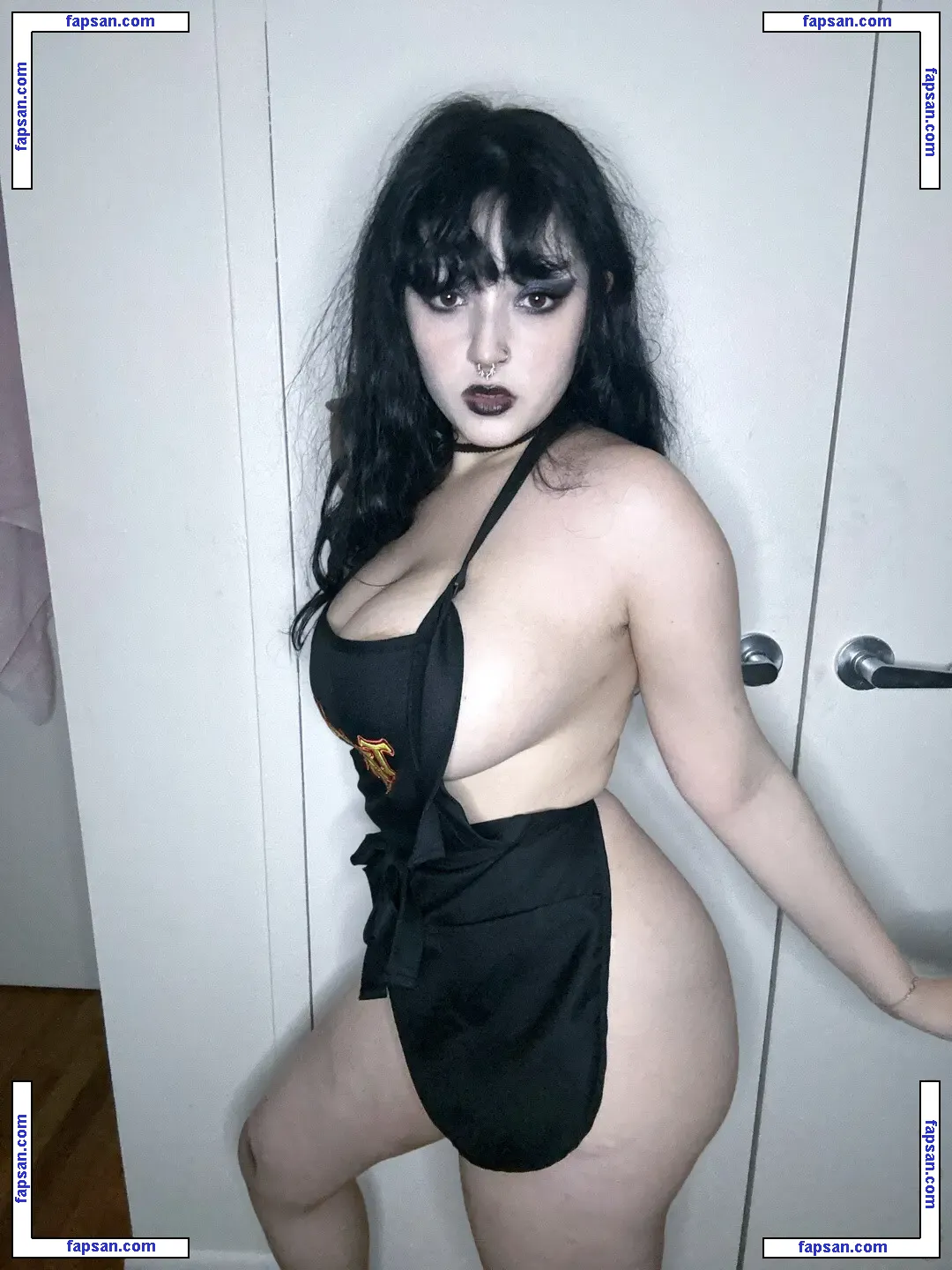ghoulishbats nude photo #0026 from OnlyFans
