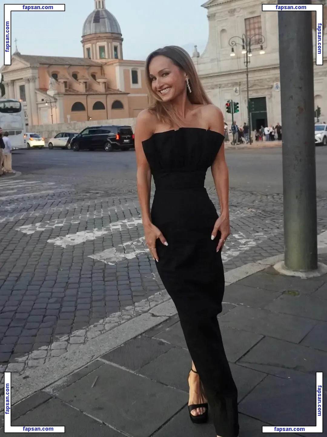 Giada De Laurentiis голая фото #0405 с Онлифанс