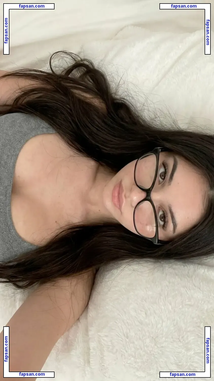 Giadaranze nude photo #0007 from OnlyFans