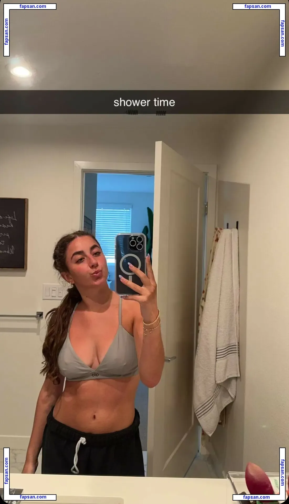 Gianina Paolantonio nude photo #0090 from OnlyFans