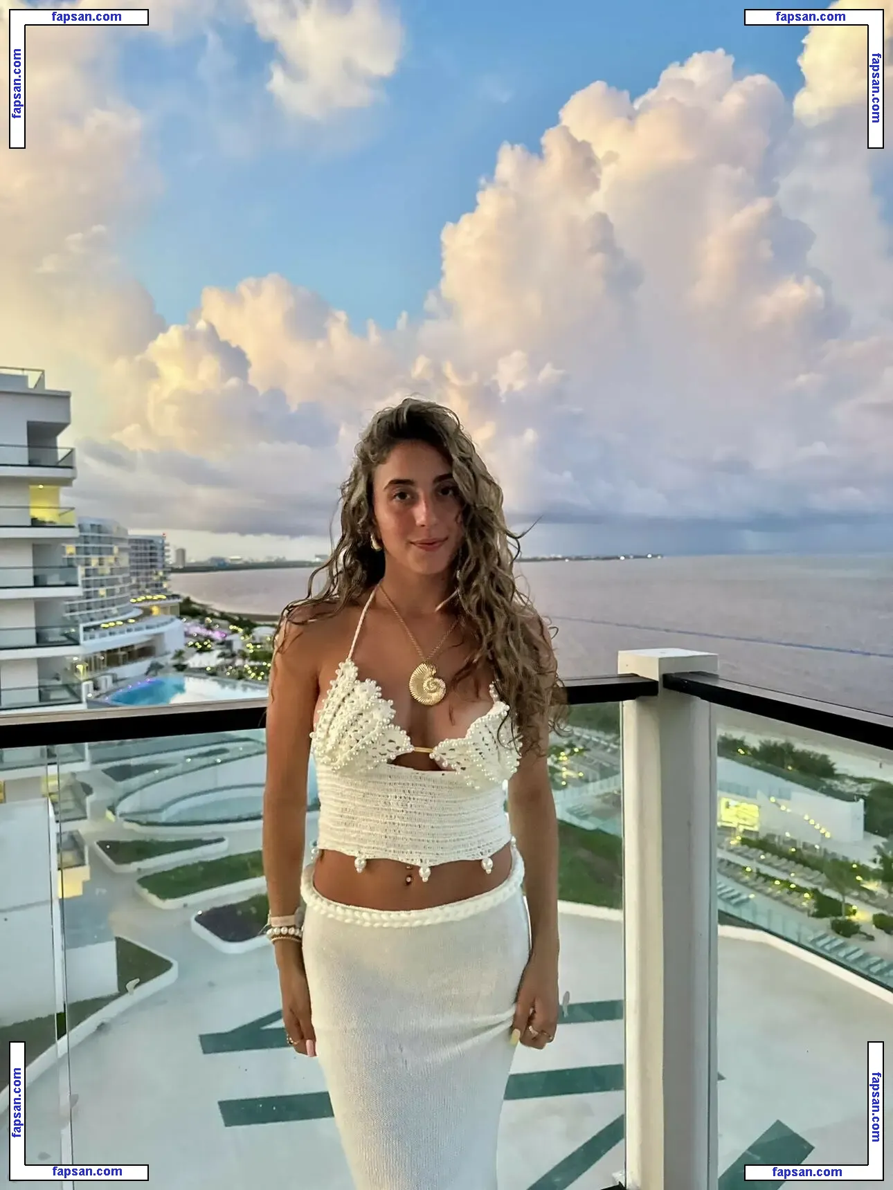 Gianina Paolantonio nude photo #0237 from OnlyFans