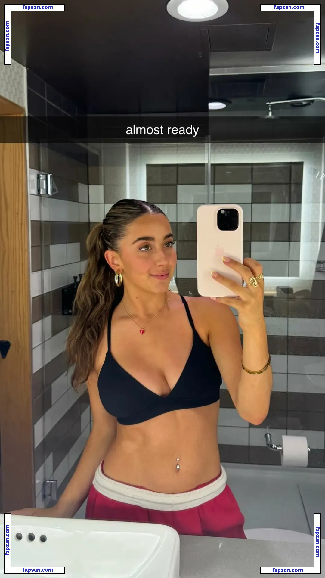 Gianina Paolantonio nude photo #0241 from OnlyFans