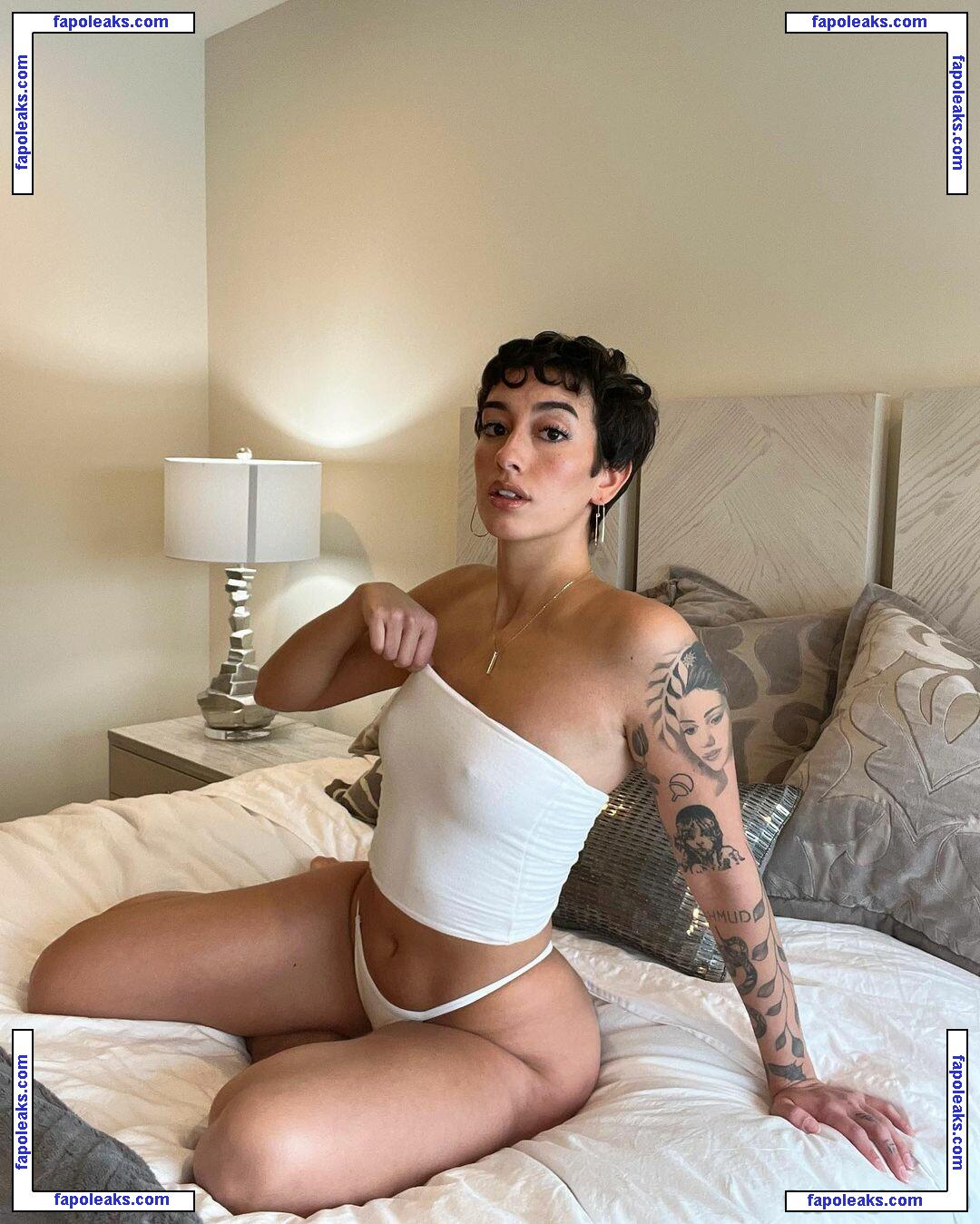 Gianna Evelyn / Giannaevelyn nude photo #0004 from OnlyFans