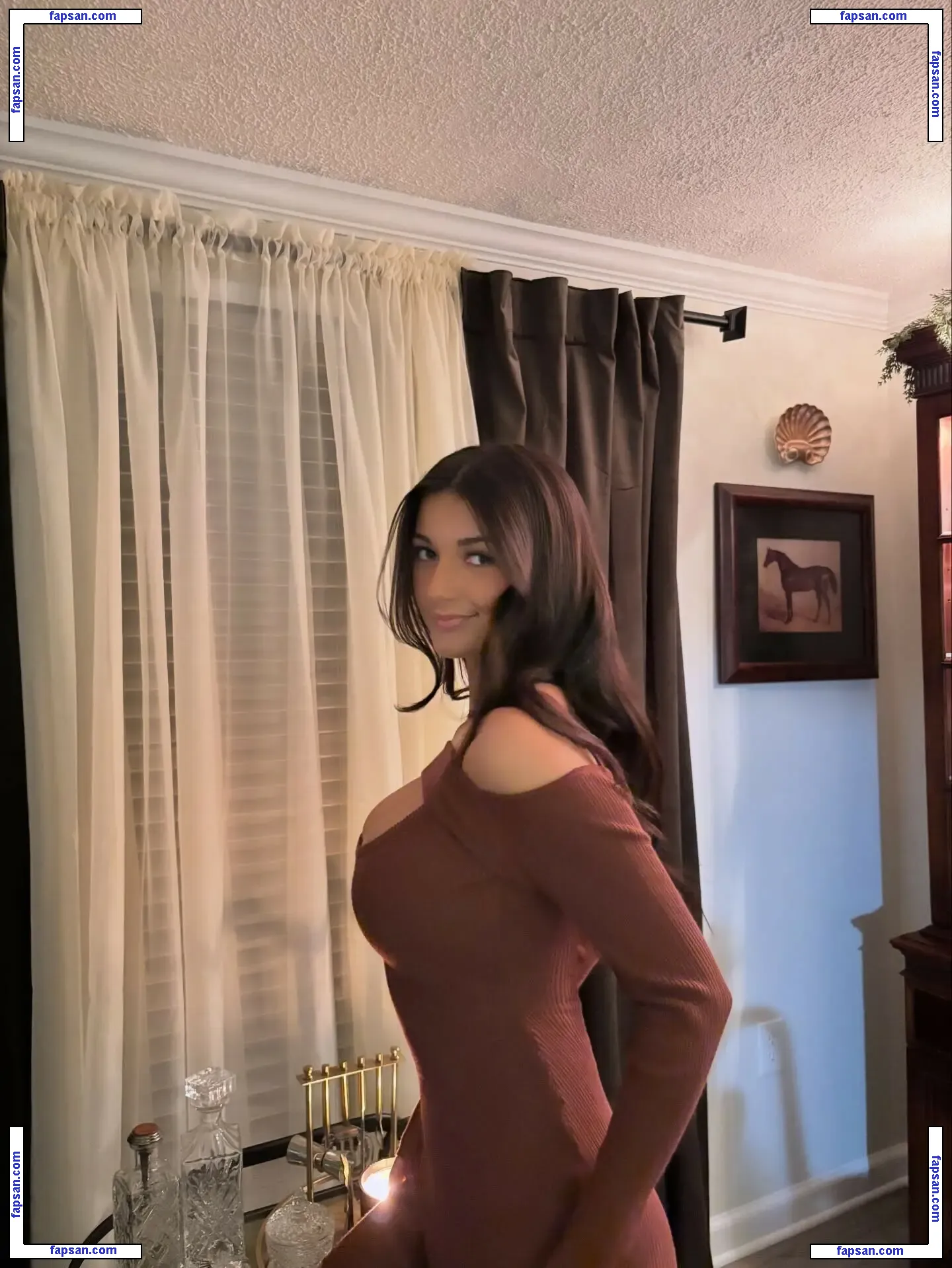 Gianna Thimons голая фото #0019 с Онлифанс