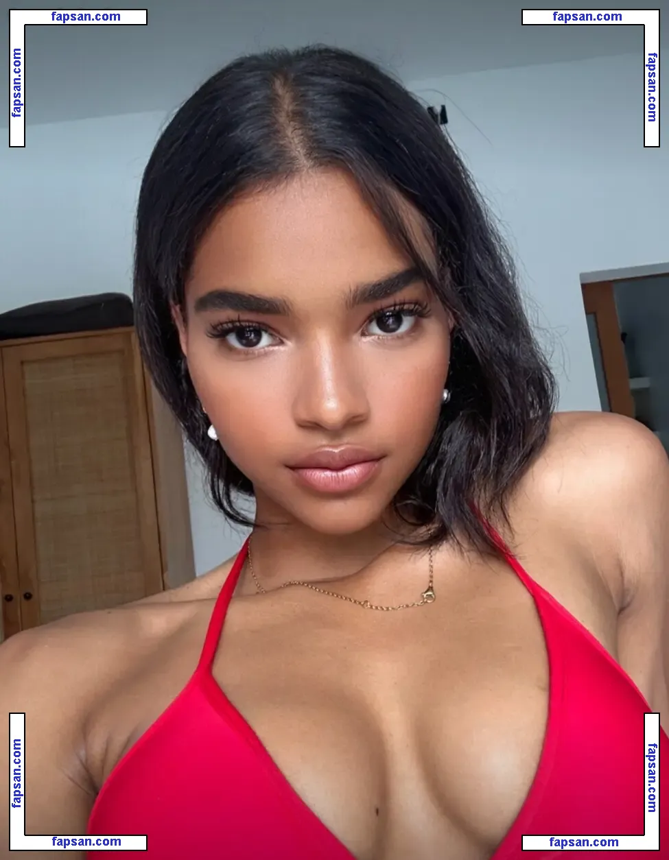 Giarileyy nude photo #0002 from OnlyFans