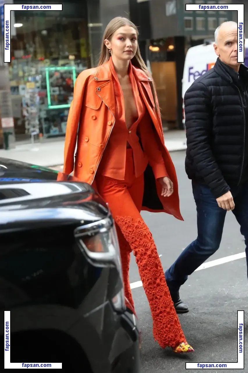 Gigi Hadid голая фото #0063 с Онлифанс