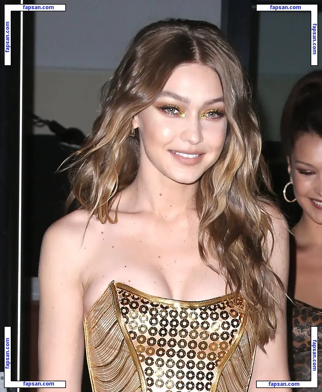 Gigi Hadid голая фото #0659 с Онлифанс