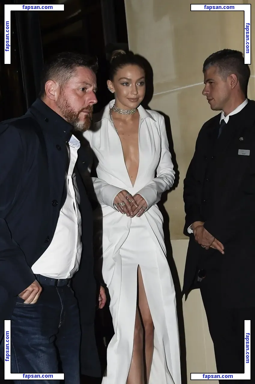 Gigi Hadid голая фото #0763 с Онлифанс