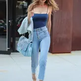 Gigi Hadid голая #0485