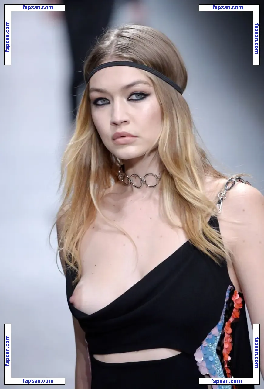 Gigi Hadid nude photo #1073 from OnlyFans