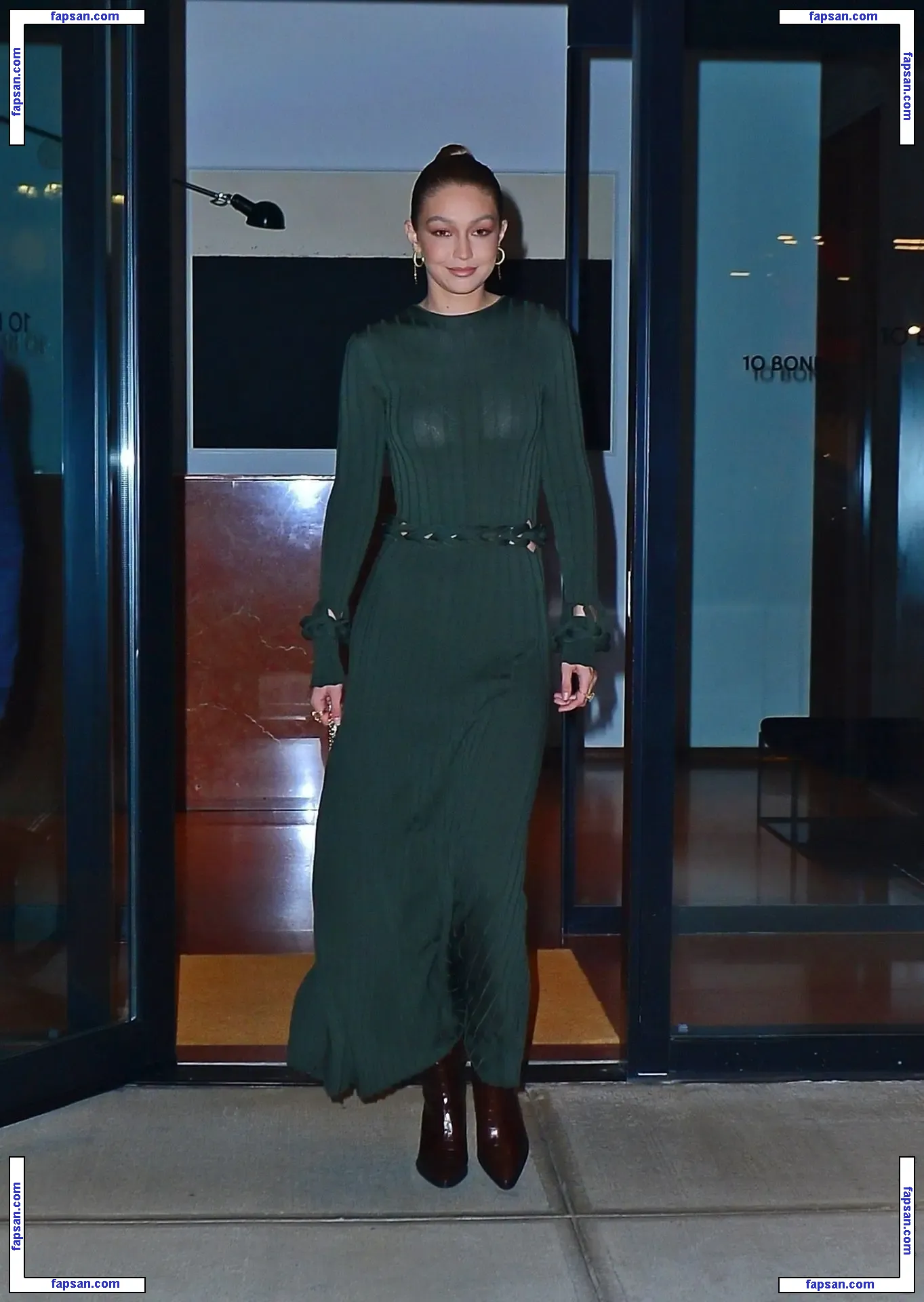 Gigi Hadid голая фото #1662 с Онлифанс