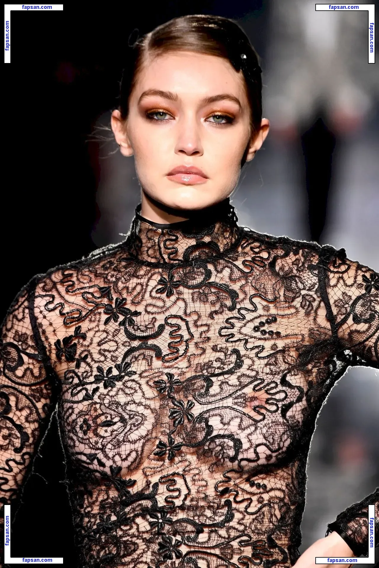 Gigi Hadid голая фото #1812 с Онлифанс
