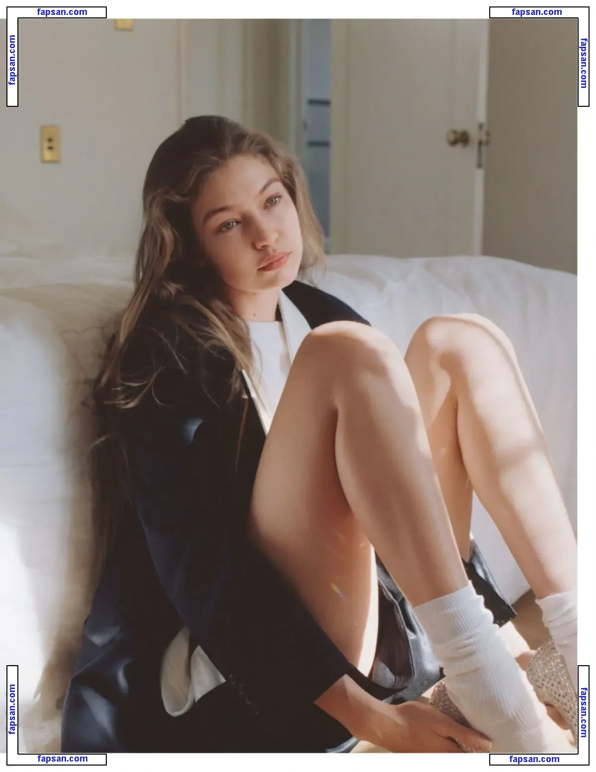 Gigi Hadid голая фото #1996 с Онлифанс