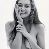 Gigi Hadid голая #1979