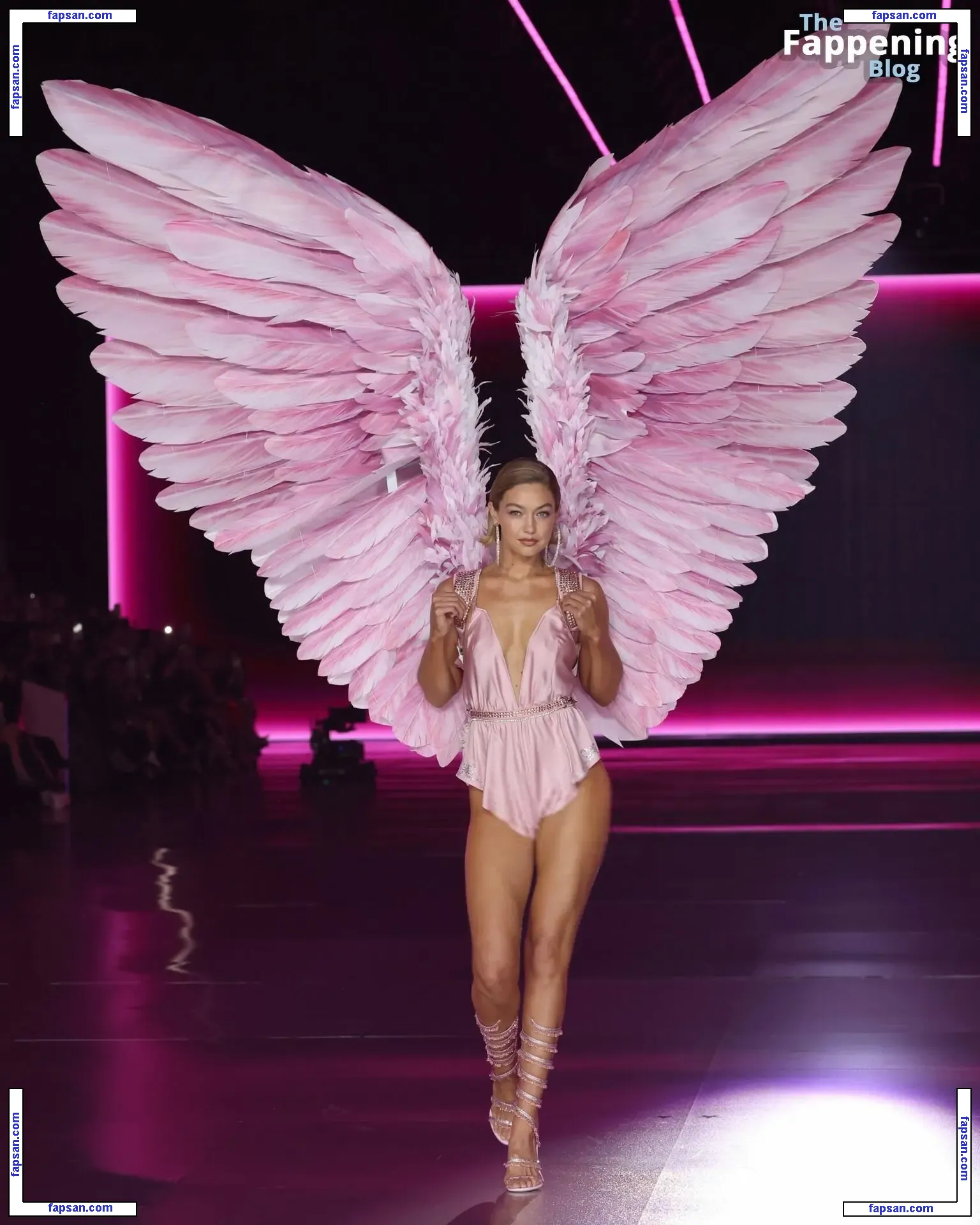 Gigi Hadid голая фото #2459 с Онлифанс