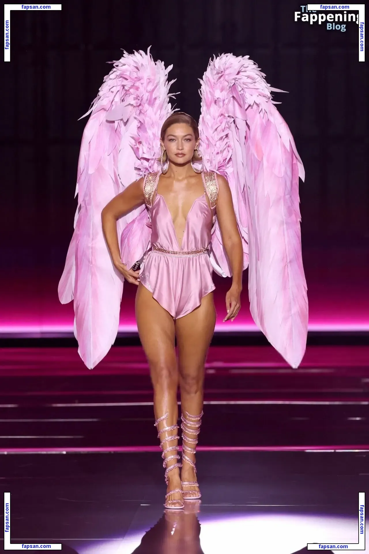 Gigi Hadid голая фото #2475 с Онлифанс