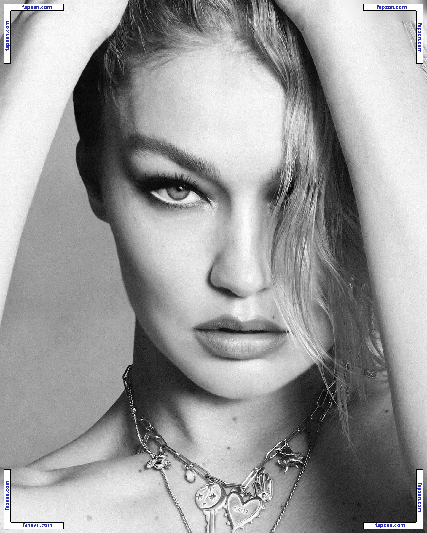 Gigi Hadid голая фото #2540 с Онлифанс