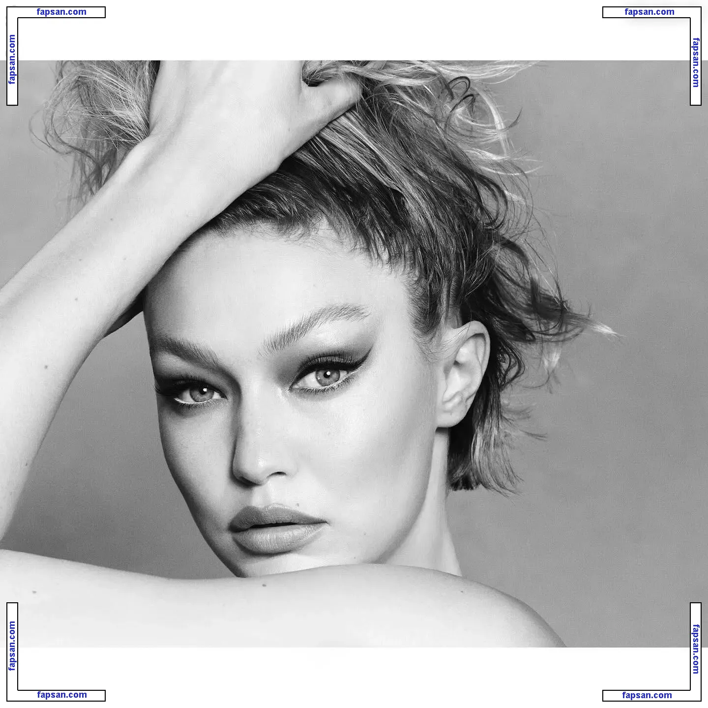 Gigi Hadid голая фото #2544 с Онлифанс