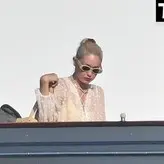 Gigi Hadid голая #2085