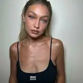Gigi Hadid голая #2310