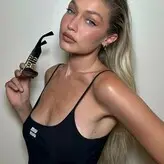Gigi Hadid голая #2311