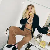 Gigi Hadid голая #2326