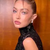 Gigi Hadid голая #2381