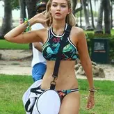 Gigi Hadid голая #2481