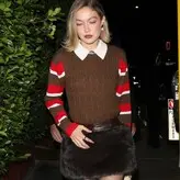 Gigi Hadid голая #2560