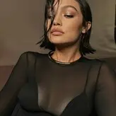Gigi Hadid голая #2603