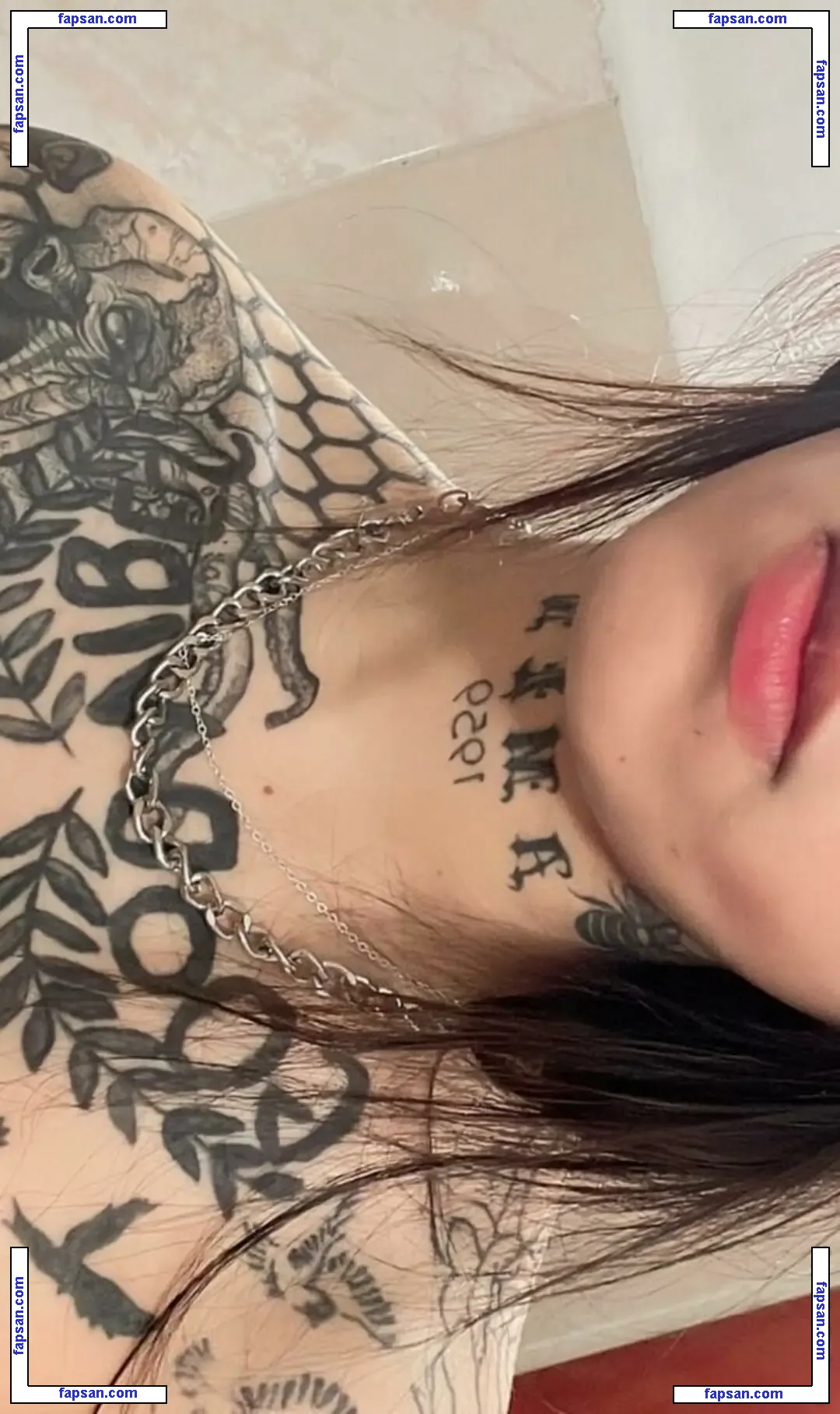gigimendoza nude photo #0044 from OnlyFans