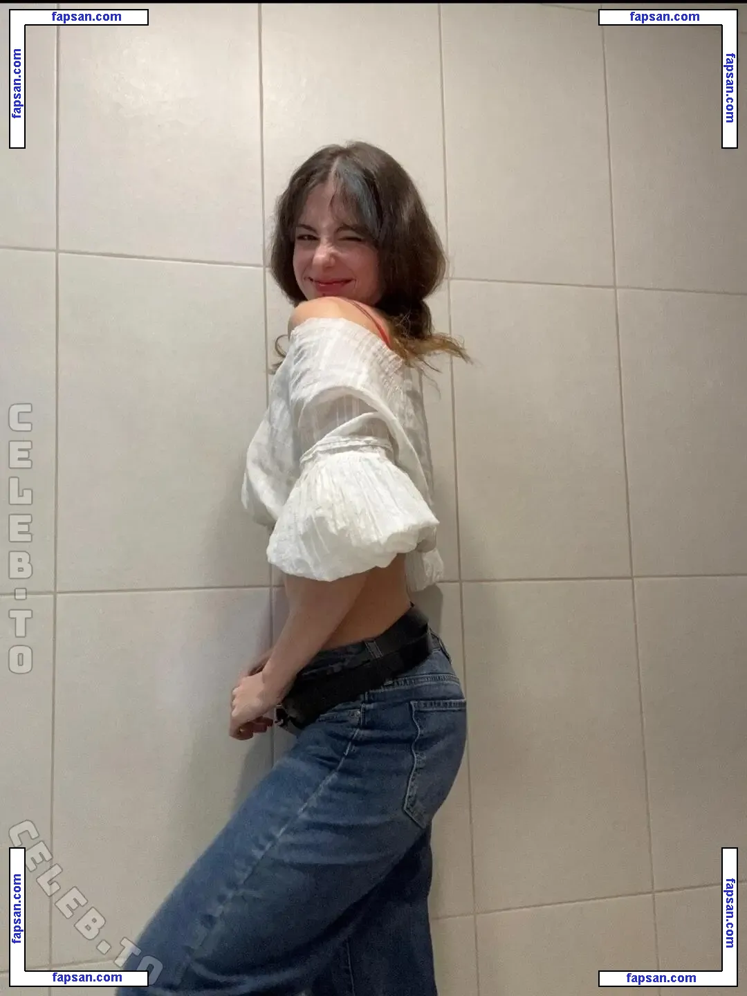 Gil Liany nude photo #0019 from OnlyFans