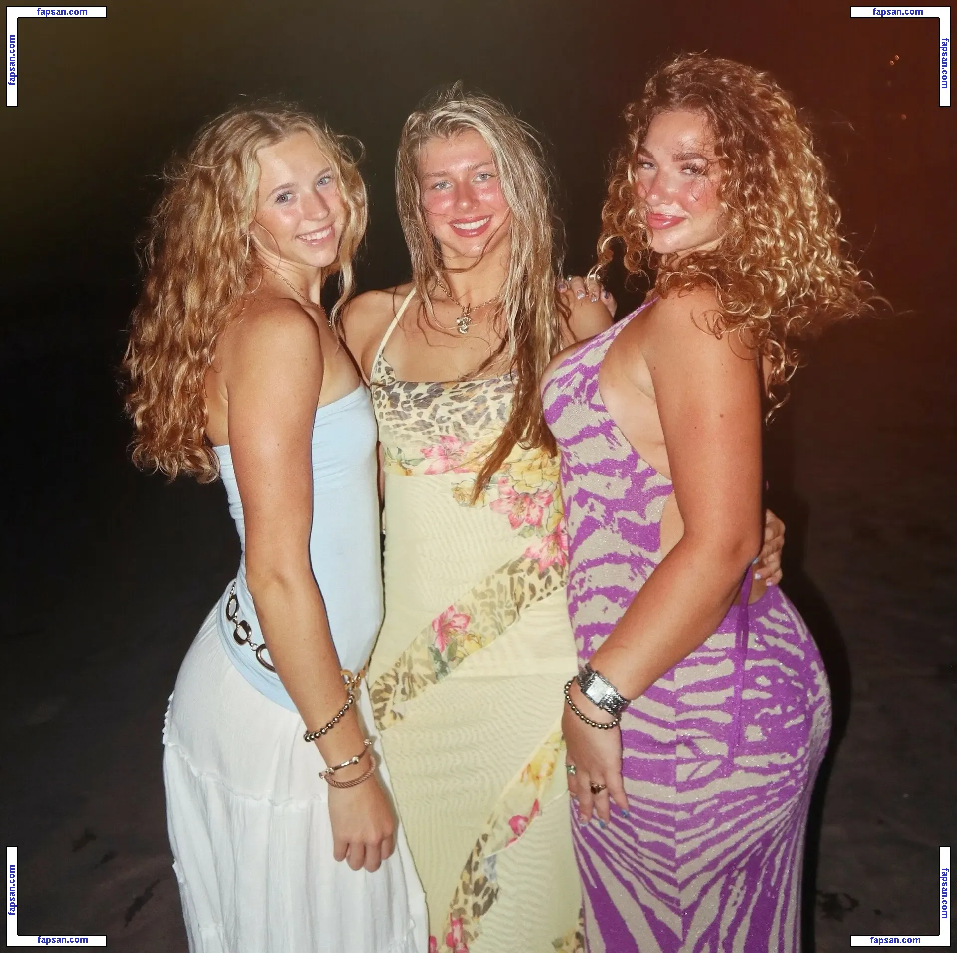 gina.adams nude photo #0014 from OnlyFans