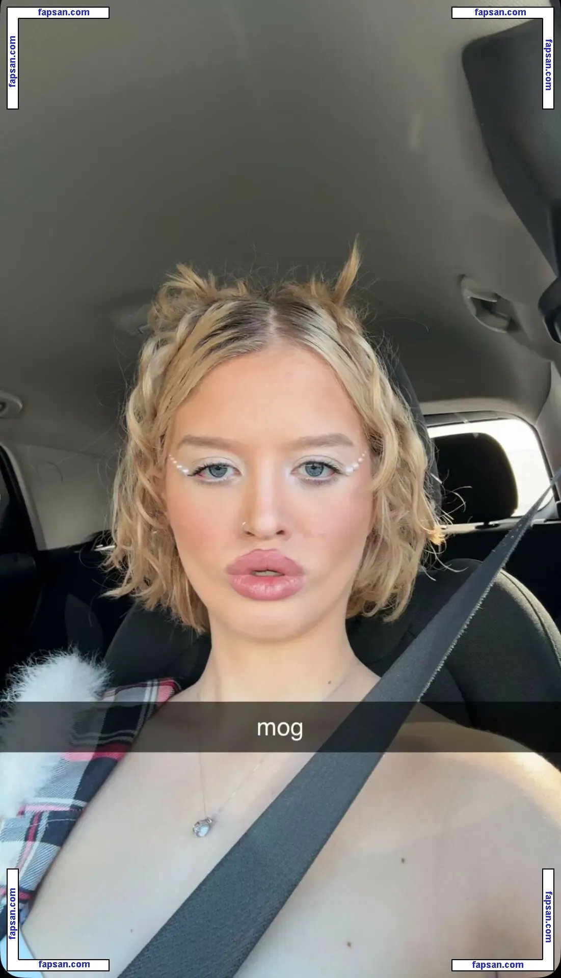 Gina Lynn nude photo #0143 from OnlyFans