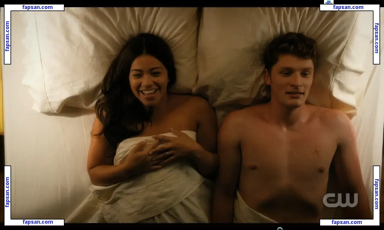 Gina Rodriguez голая фото #0068 с Онлифанс