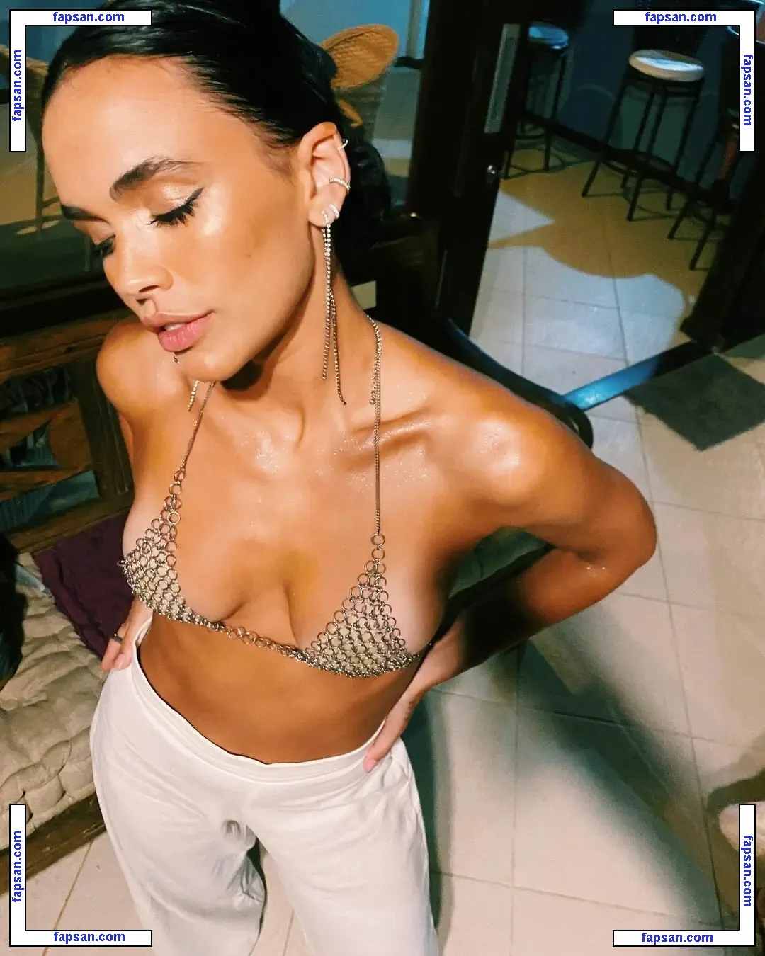 Giovana Cordeiro голая фото #0029 с Онлифанс