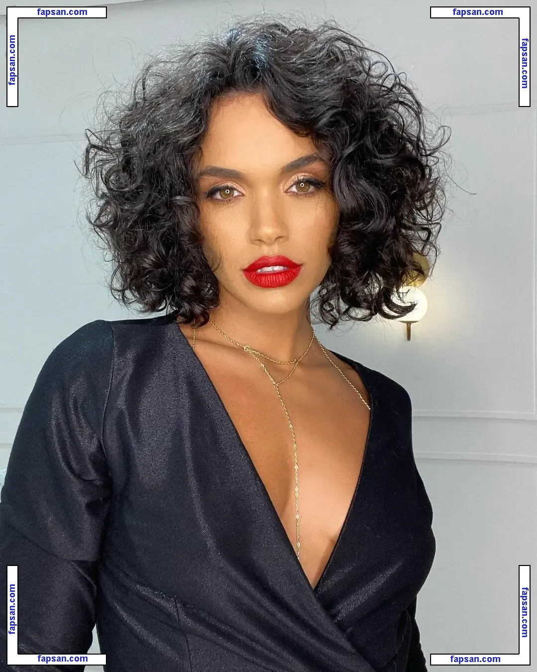 Giovana Cordeiro голая фото #0033 с Онлифанс