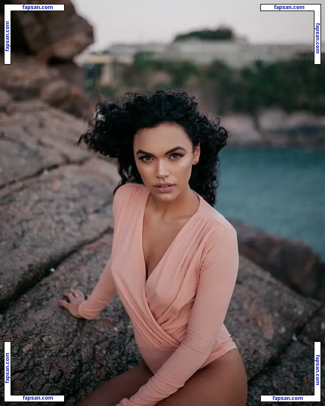 Giovana Cordeiro nude photo #0077 from OnlyFans