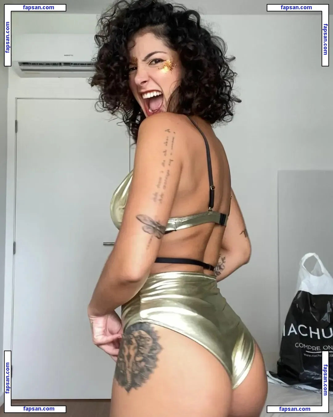 Giovana Fagundes nude photo #0001 from OnlyFans