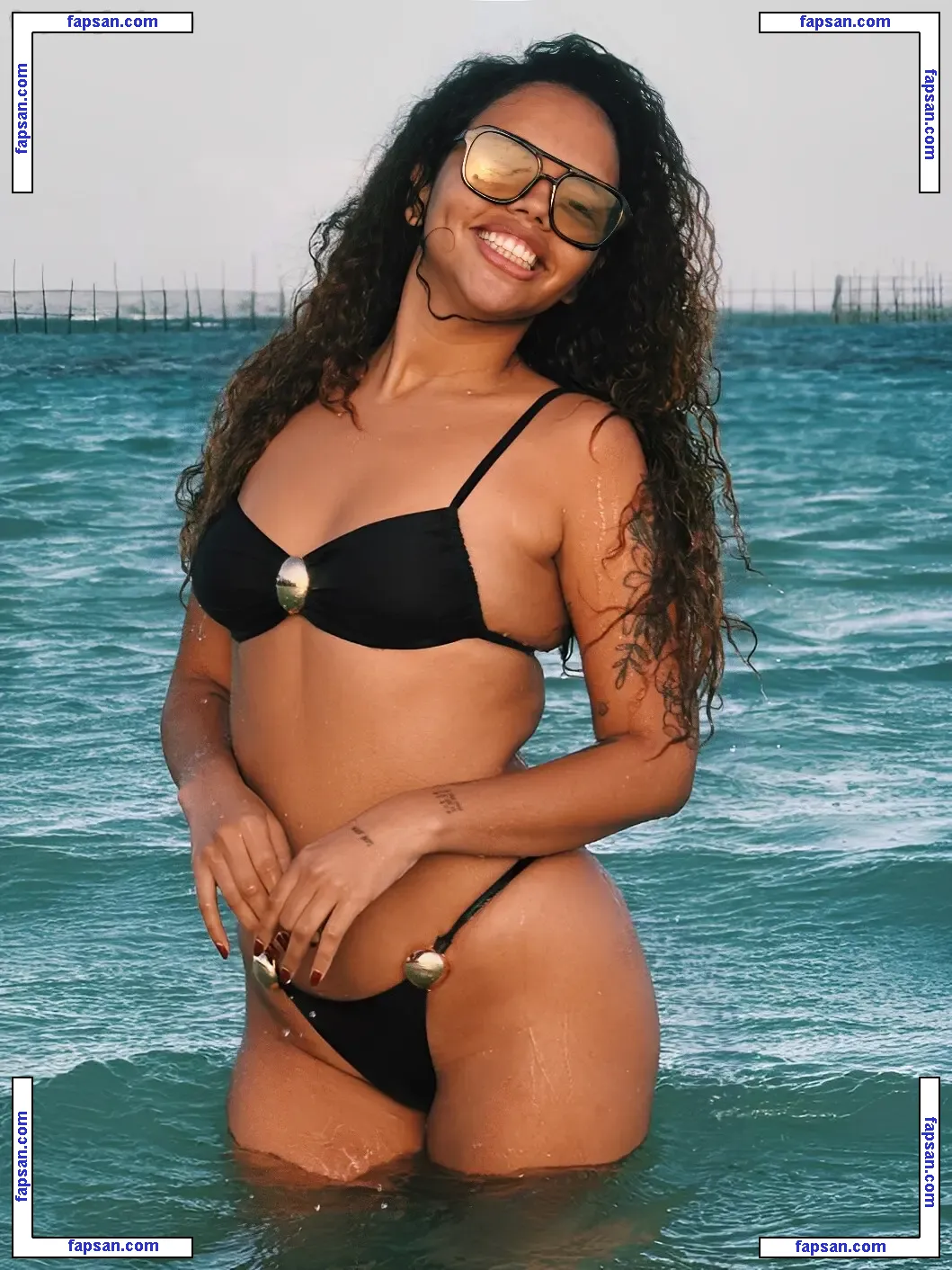 Giovanna Pitel голая фото #0009 с Онлифанс