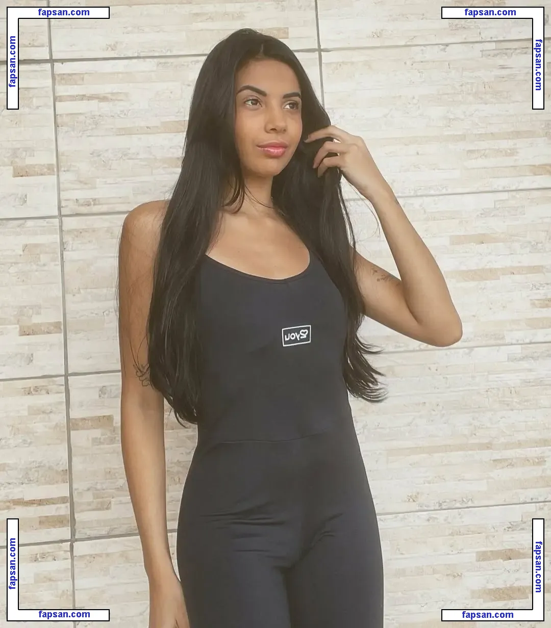 Giovanna Suman голая фото #0001 с Онлифанс