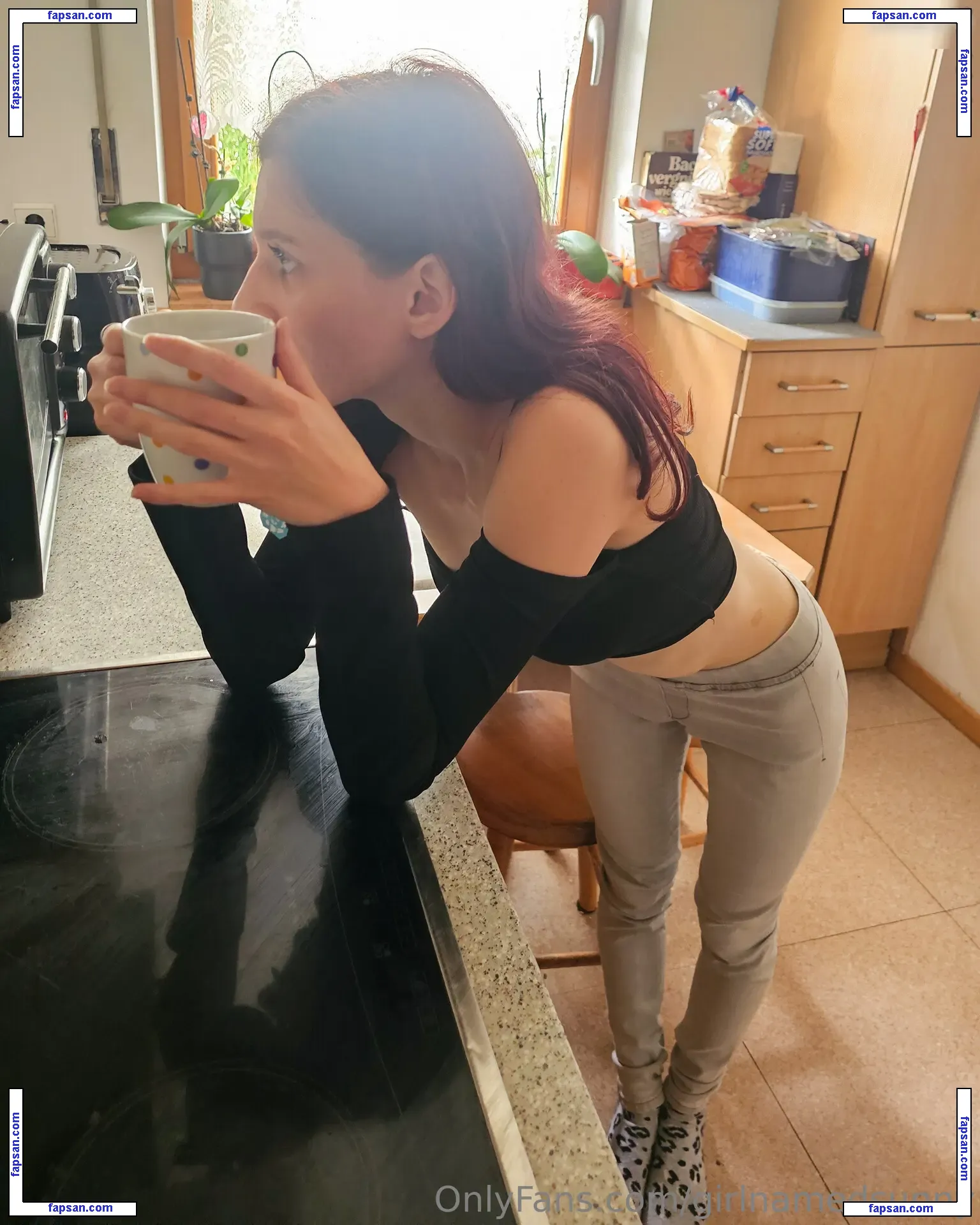 Girlnamedsunny nude photo #0022 from OnlyFans