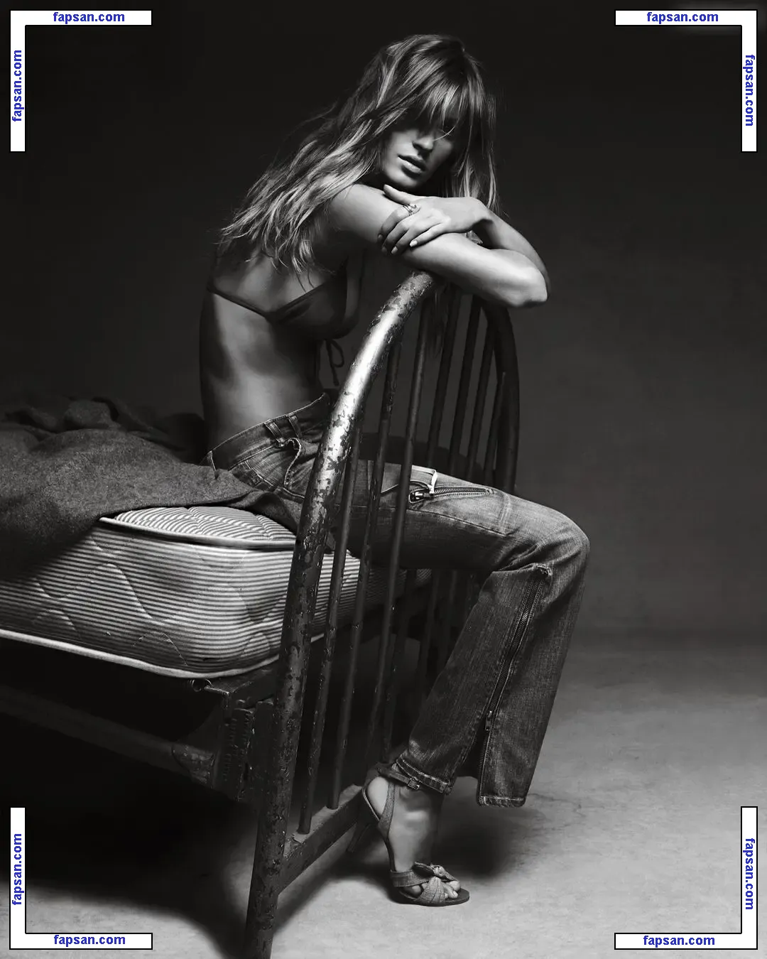 Gisele Bundchen nude photo #1399 from OnlyFans