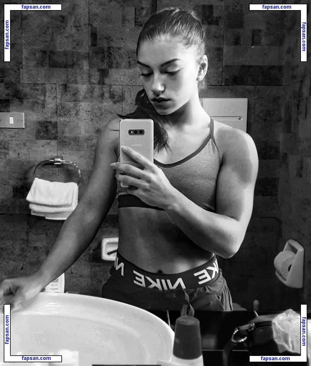 Giulia Imperio nude photo #0013 from OnlyFans