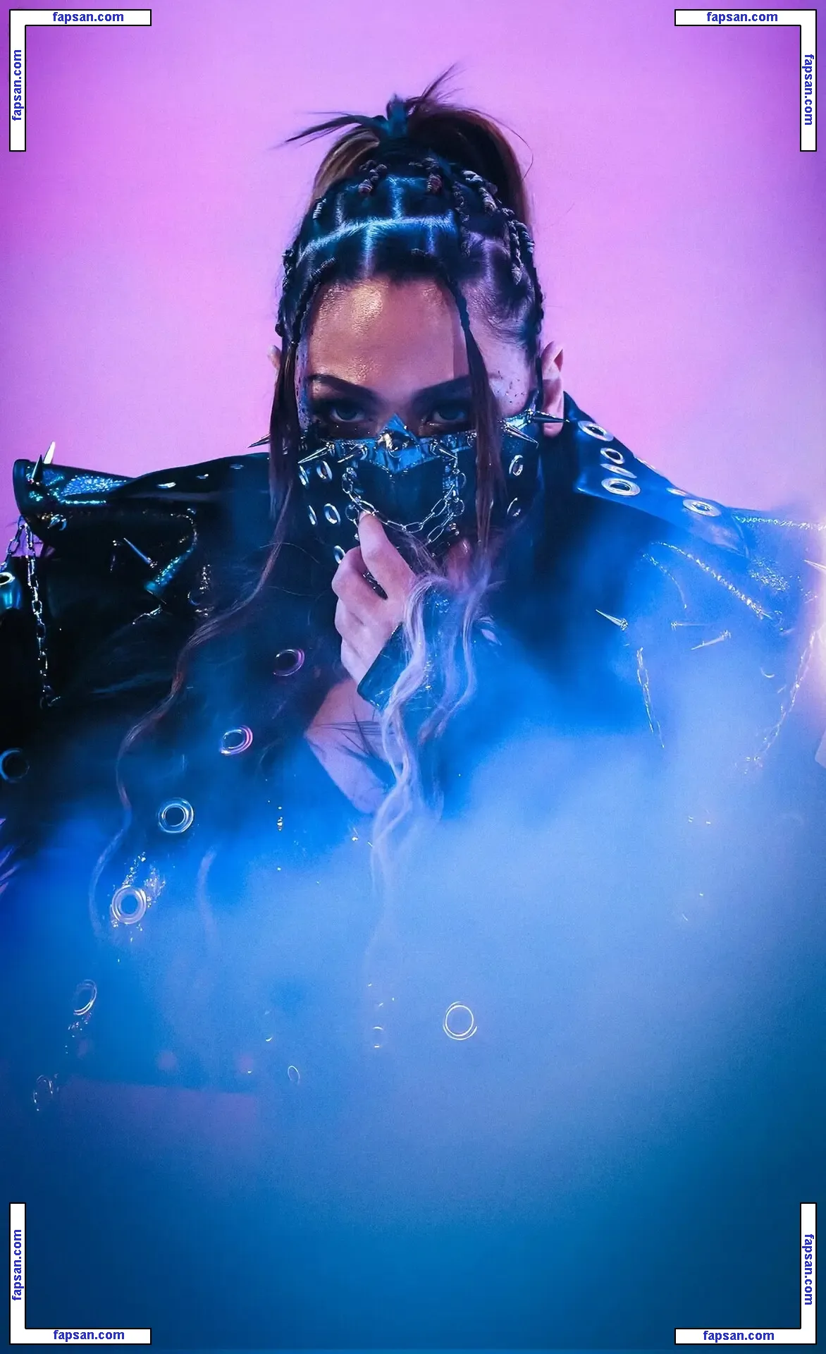 Giulia голая фото #0553 с Онлифанс