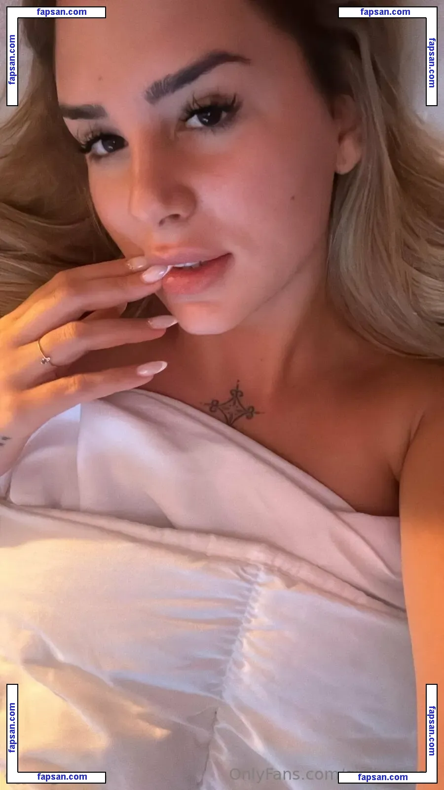 giuliavaneri nude photo #0025 from OnlyFans