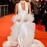 Gizem Emre голая #0025