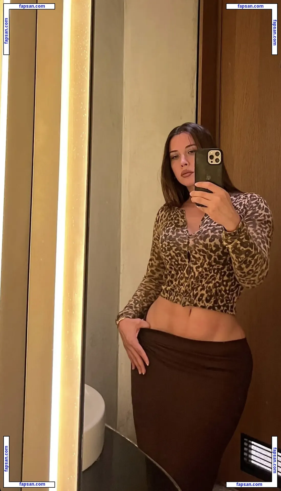 Gizem Orhan nude photo #0005 from OnlyFans