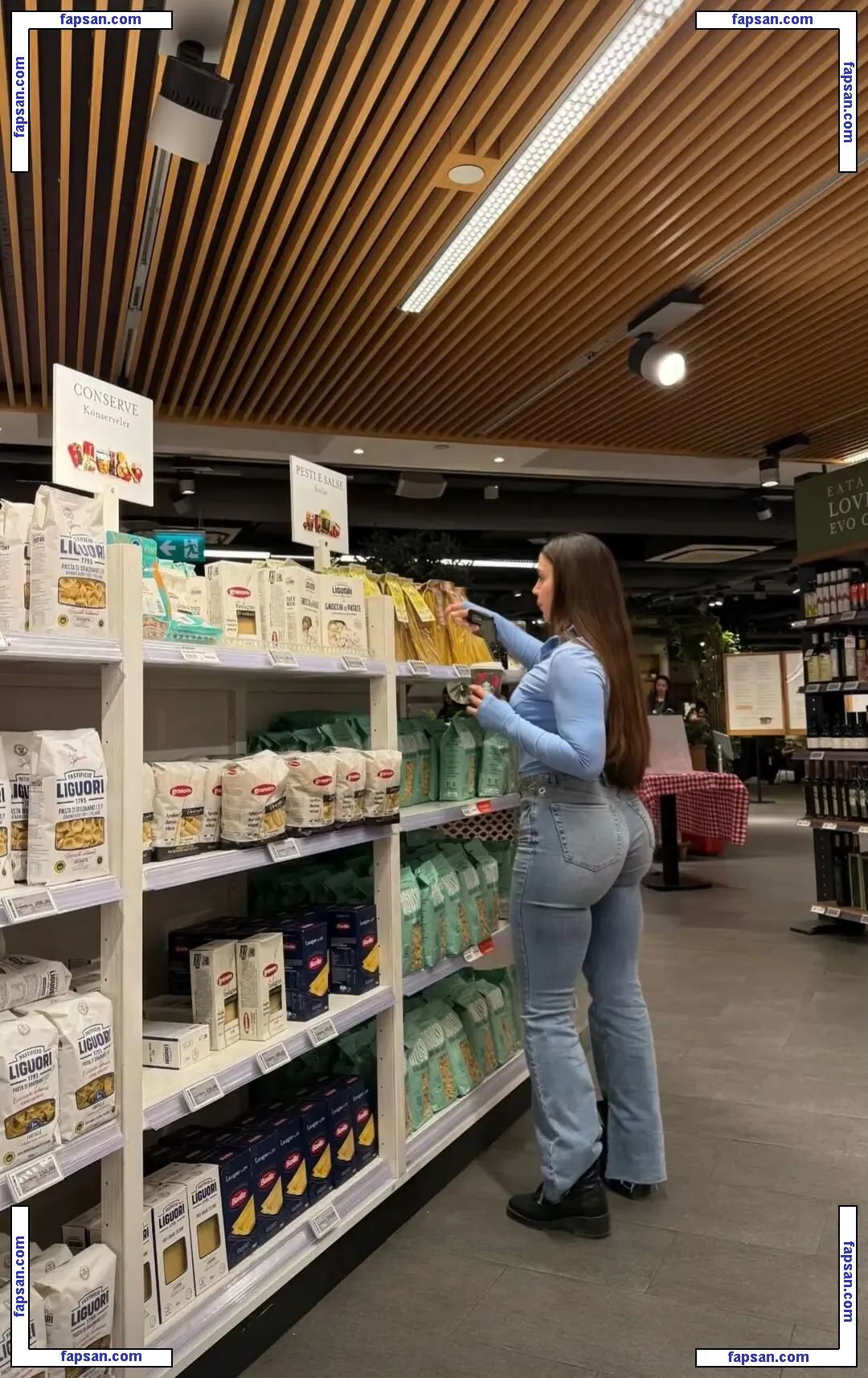 Gizem Orhan nude photo #0015 from OnlyFans