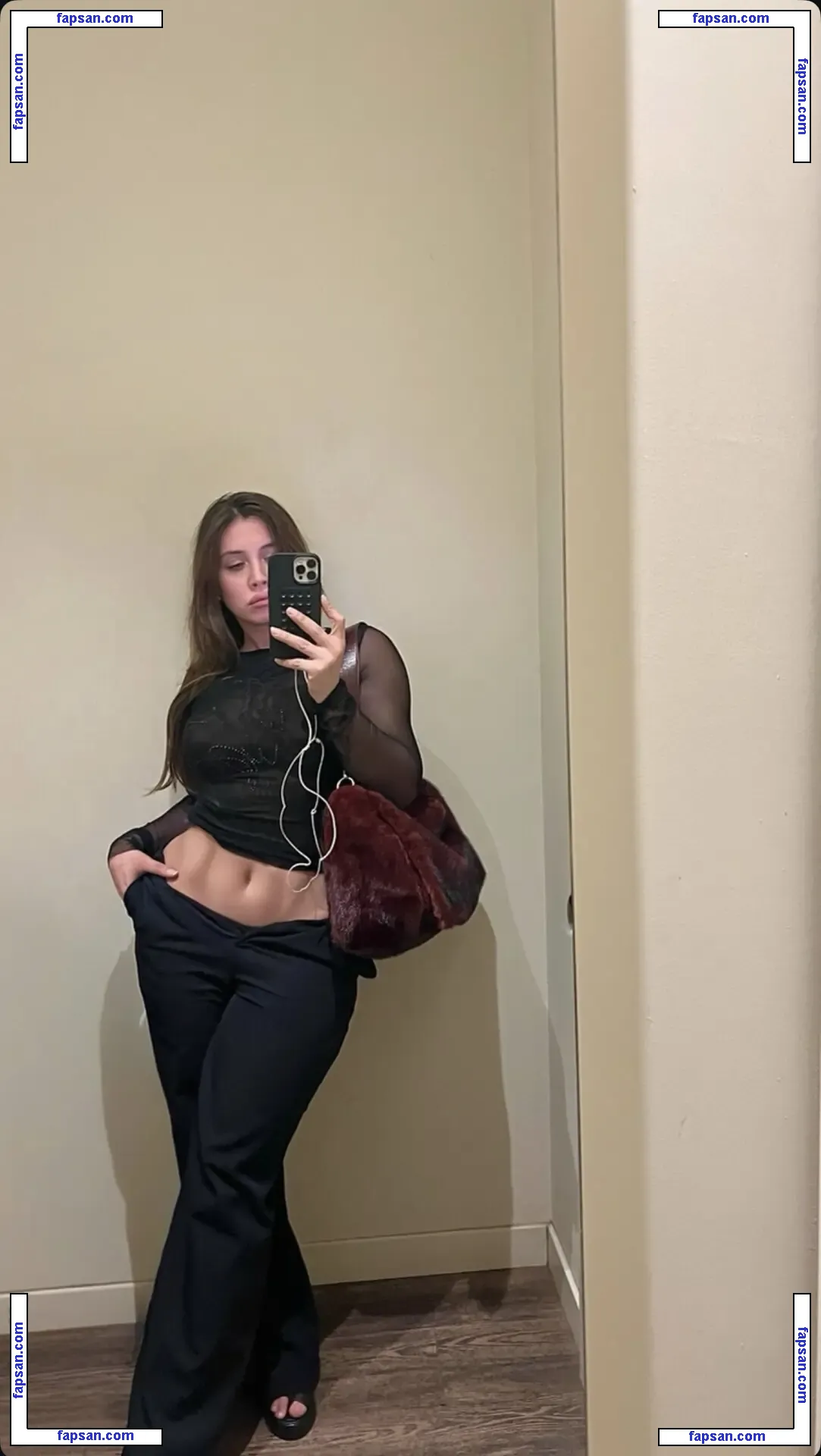 Gizem Orhan nude photo #0016 from OnlyFans